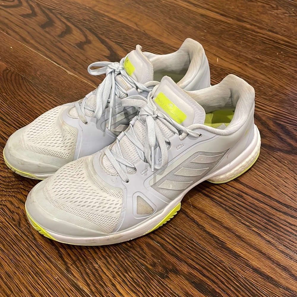 Stella McCartney Adidas tennis shoes. Size 9.5.